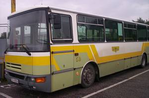 B 932