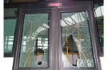 Poškodený autobus nočnej linky<br/>DPMŽ