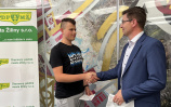 Odovzdanie 1. ceny pánovi Filipovi<br/>DPMĹ˝